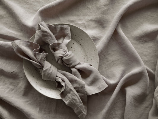 Hørdug NATURAL BEIGE(150x270 cm) & 6 servietter